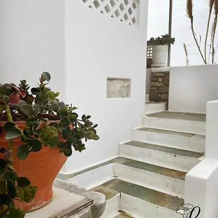 Lillies Mykonos Sea View Holiday home Tourlos