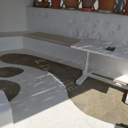Lillies Mykonos Sea View בית נופש *